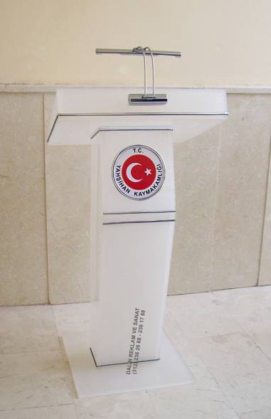 AKR�L�K K�RS� BUZ  RENG�  AMBLEML� ABAJURLU