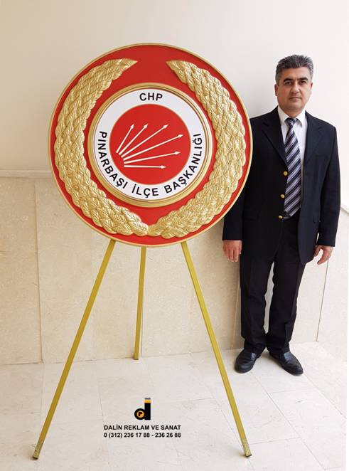CHP İLÇE BAŞKANLIĞI RESMİ TÖREN ÇELENGİ FİBERGLAS GÖVDELİ 4