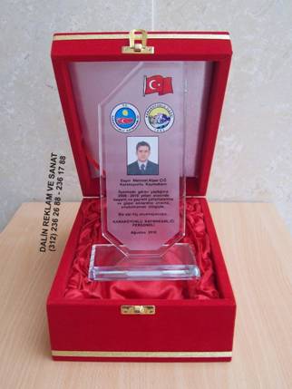 KR�STAL PLAKET4