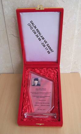 KRİSTAL PLAKET6