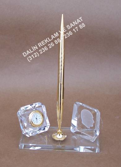 KR�STAL TABANLI SAATLI PANOLU PROTOKOL KALEM